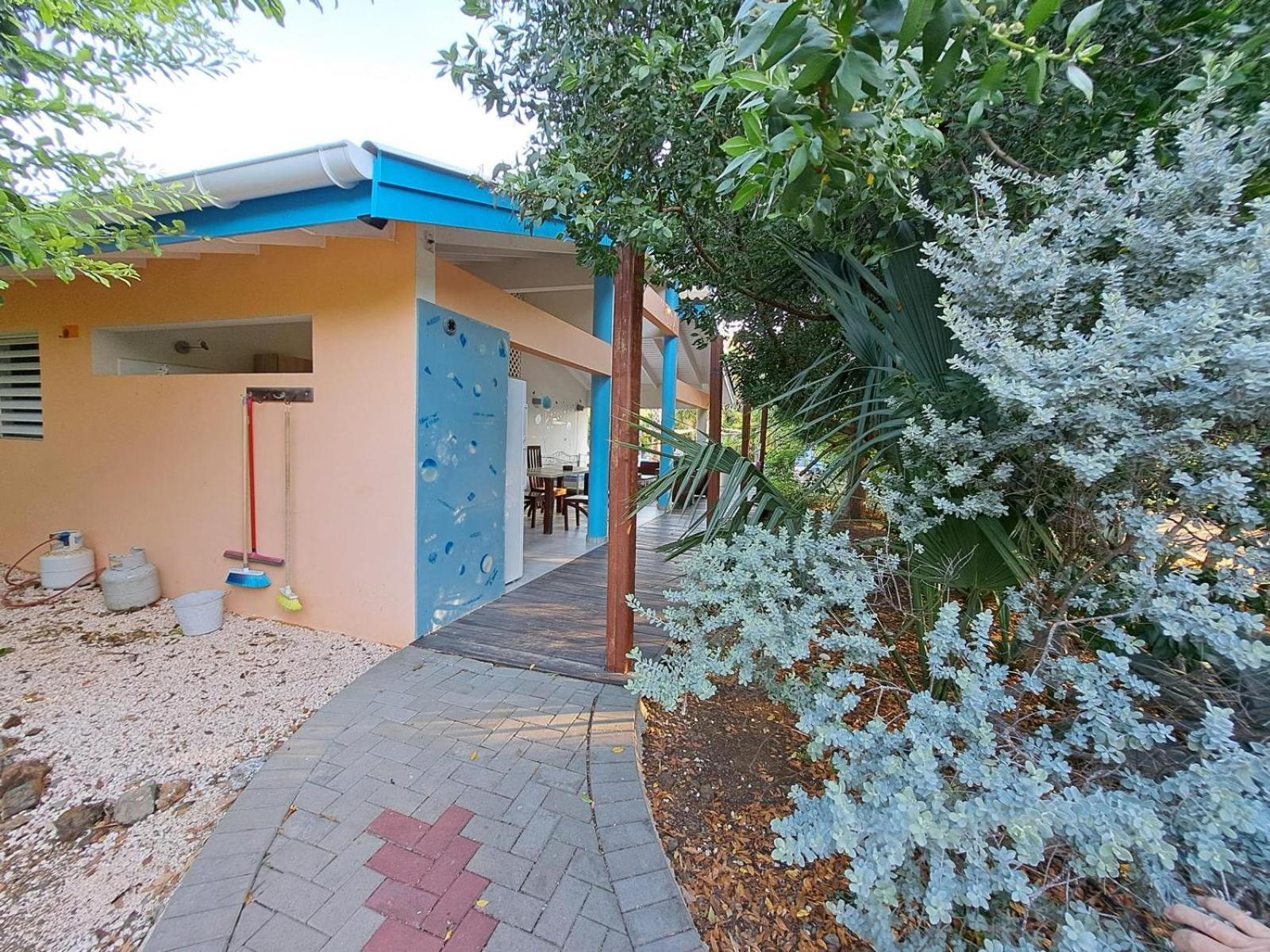 Don Genaro Apartments Barber Экстерьер фото